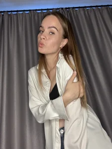 AnnamariaVanlandingham Soft Hours 🤍✨ Immagine  3