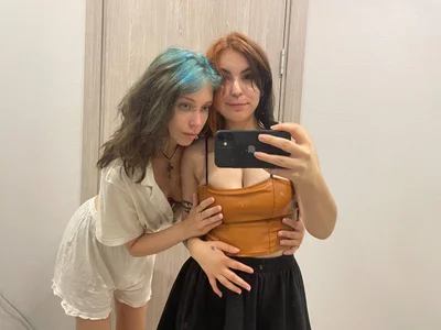 ToyaGrennay ❤️Yasmin and Olivia with Love❤️ Pic