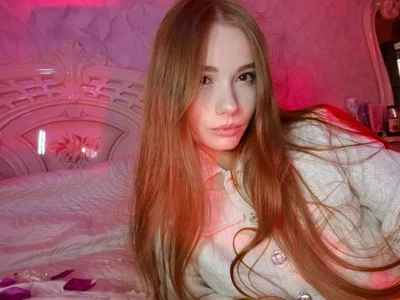 Nora_Ford Public Foto 3