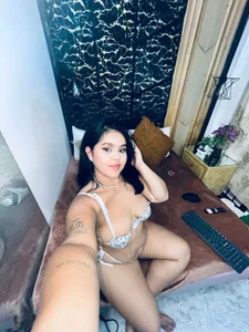 Katmilerr KAT LOVE Pic 5