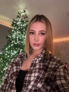 JennyDew's XXX Nude Photo 2