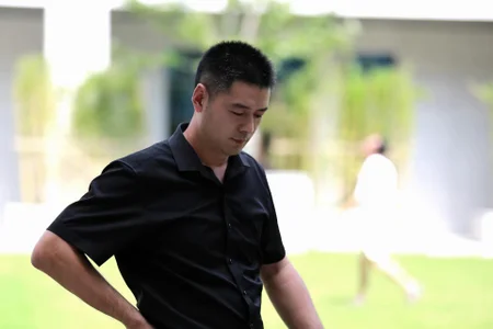 Public de N-nnnnn Foto 4