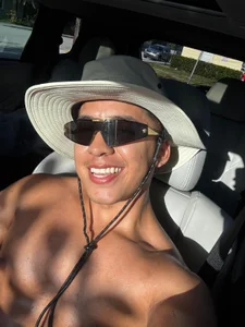 Public de TONY_FOXX1  4 Imagens