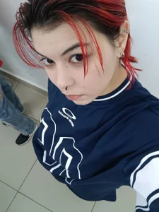 Unposted Feelings de Evakpoplover  3 Imagens