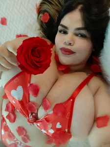 Sara_Thompsoon happy valentine's day ❤🍒 Pic 2