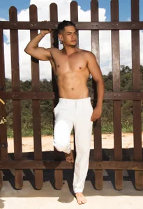 ElianFoxter Public টি ছবি