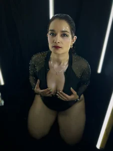 Rose_Thompson1 BLACK AND WHITE 사진 2