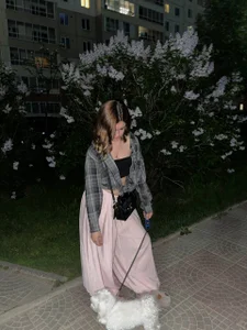 Lola_Lumer Public Pic 5