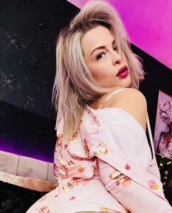 ZoeMesmerize 𝑇𝘩𝑎𝑛𝑘 𝑦𝑜𝑢! 💋💋💋 Εικόνα 9