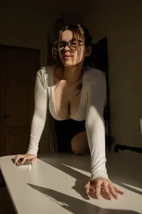 AdalynGlows office Serena Pic 4