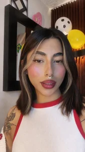 Lily-coopers Public slika 4