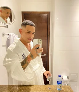 Damian09_: Public ( 2 фото)