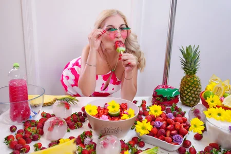 DivineJanyne Public зображення 6