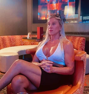 ChrisTinaBruce Public Poză 6