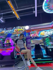 petoys: Sexy Girl ( 5 фото)