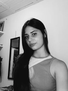Sarah-diiaz Public Bilde 2
