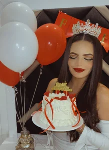 IsabellaGrey19 First day of my birthday ♥♥ Pic 2