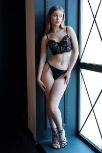 Eva_Leen Public slika