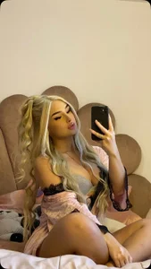 AquariaaFairy Enjoy this body 🤤🤤 Pic 2