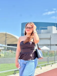 VikkiDunemn Public Pic