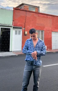 LeoMonnroe Public зображення 4