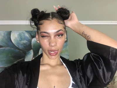 itszee_xoxo kullanıcısının Public albümü -  6 fotoğraf