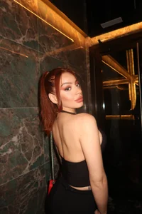 Candelaonfire2: Xxx ( 3 фото)