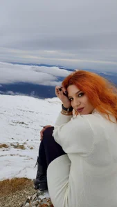 NadiraNoor: Love mountains ❄️☃️🤍 ( 6 фото)