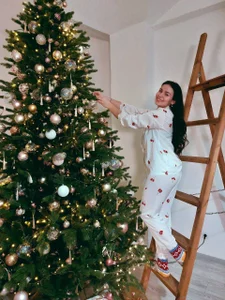 GabiBatista kullanıcısının Magic time 🎄💫 albümü -  5 fotoğraf