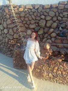 hello de LonaSylvis  3 Imagens