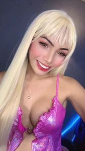 mysterious_olivia69 Public Pic