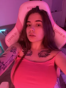 Vikki_toriya Pink mood Pic 4