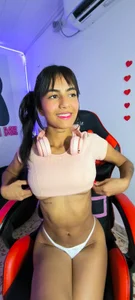 your girl 💦 od LauraBlush  snímek