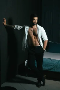 MarkHazze Good looking صورة واحدة|MarkHazze Good looking صورتان|MarkHazze Good looking  8 صور|MarkHazze Good looking  8 صورة