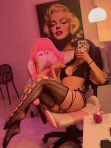 antonella_bloom for you🔥 Pic 2