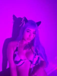 sweetcoralinee purple♥ Pic