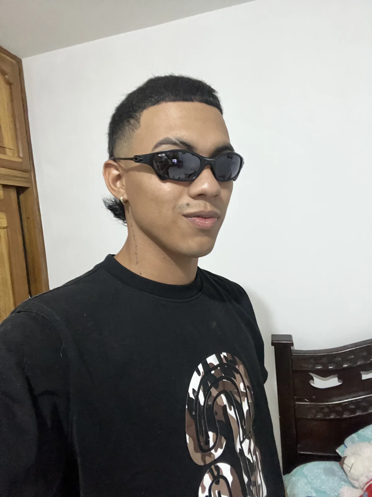 Трендове зображення  8243 Liamsubtle01