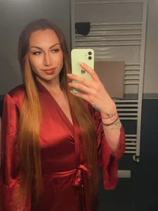 real_misscrystal Public Immagine  3