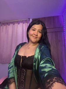 Oliviawatson1 Me 💋 Hình 3