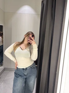 TaviaRennのPublicの 5枚の写真