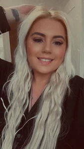 Blondiee3088 Don’t let the innocent face fool you 🫣💦💋 Immagine 