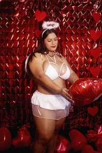 KorinaKovaaのValentine’s Day 💖の 4枚の写真