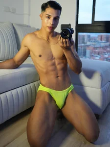 Troye_Williams 💚 Foto 2