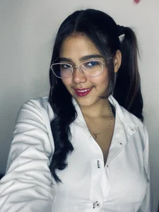 Victoriacarmo Baby, come know a little about me and explore my body a little, have fun with me and give me a lot o Bilde 6