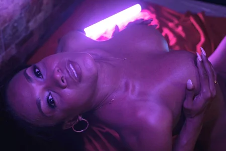 BARBIE_BROWNN 2025 зображення 6