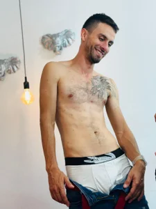 KING de KingOfTemptation  Imagens