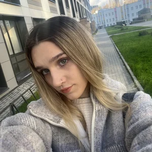 ALISSA-SのCuteの枚の写真