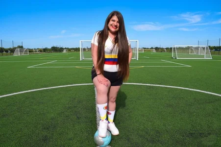 Amelie_Rousell Soccer Mode Pic 5