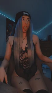 opalalien's XXX Nude Photo 1