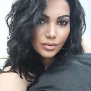 BeliseChappelleX Public Pic 4